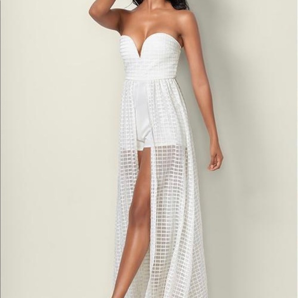 VENUS Dresses & Skirts - Venus Strapless Romper